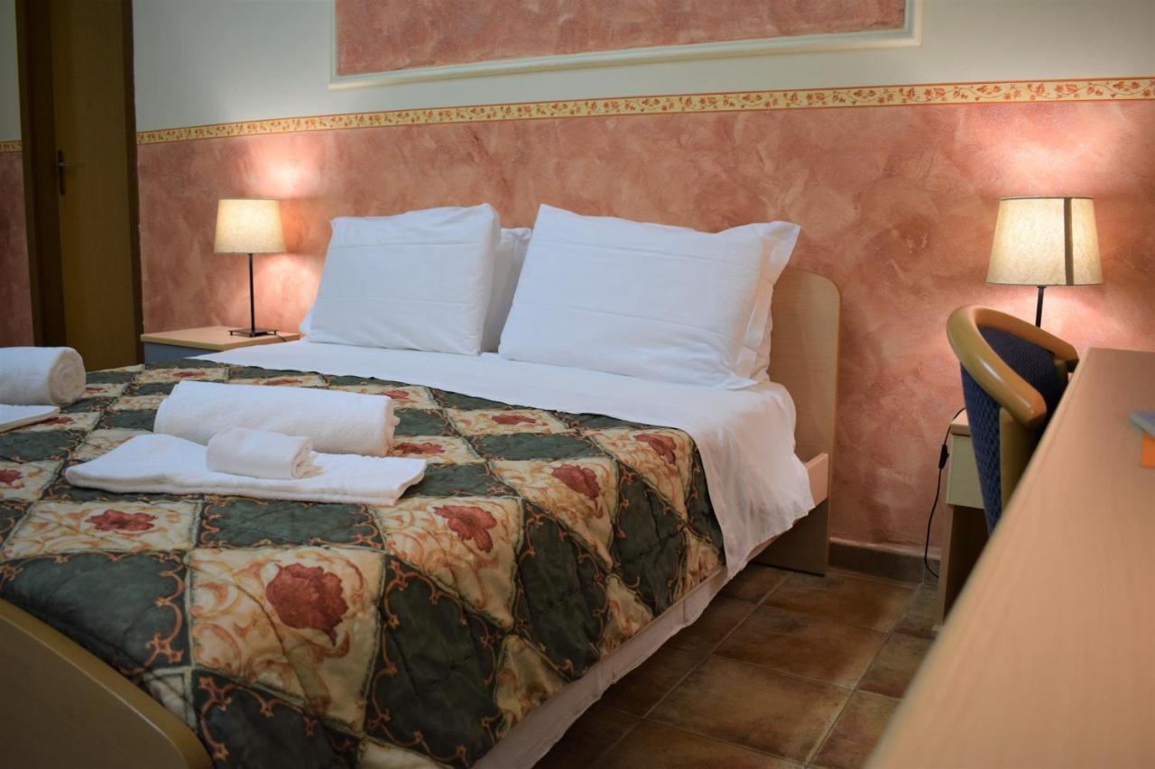 Hostel Il Tetto Melfi Ngoại thất bức ảnh