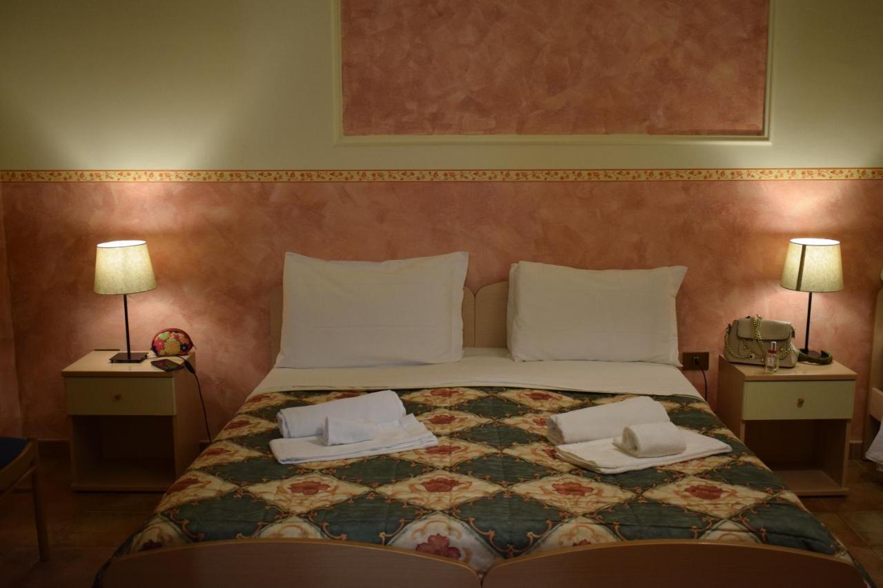 Hostel Il Tetto Melfi Ngoại thất bức ảnh